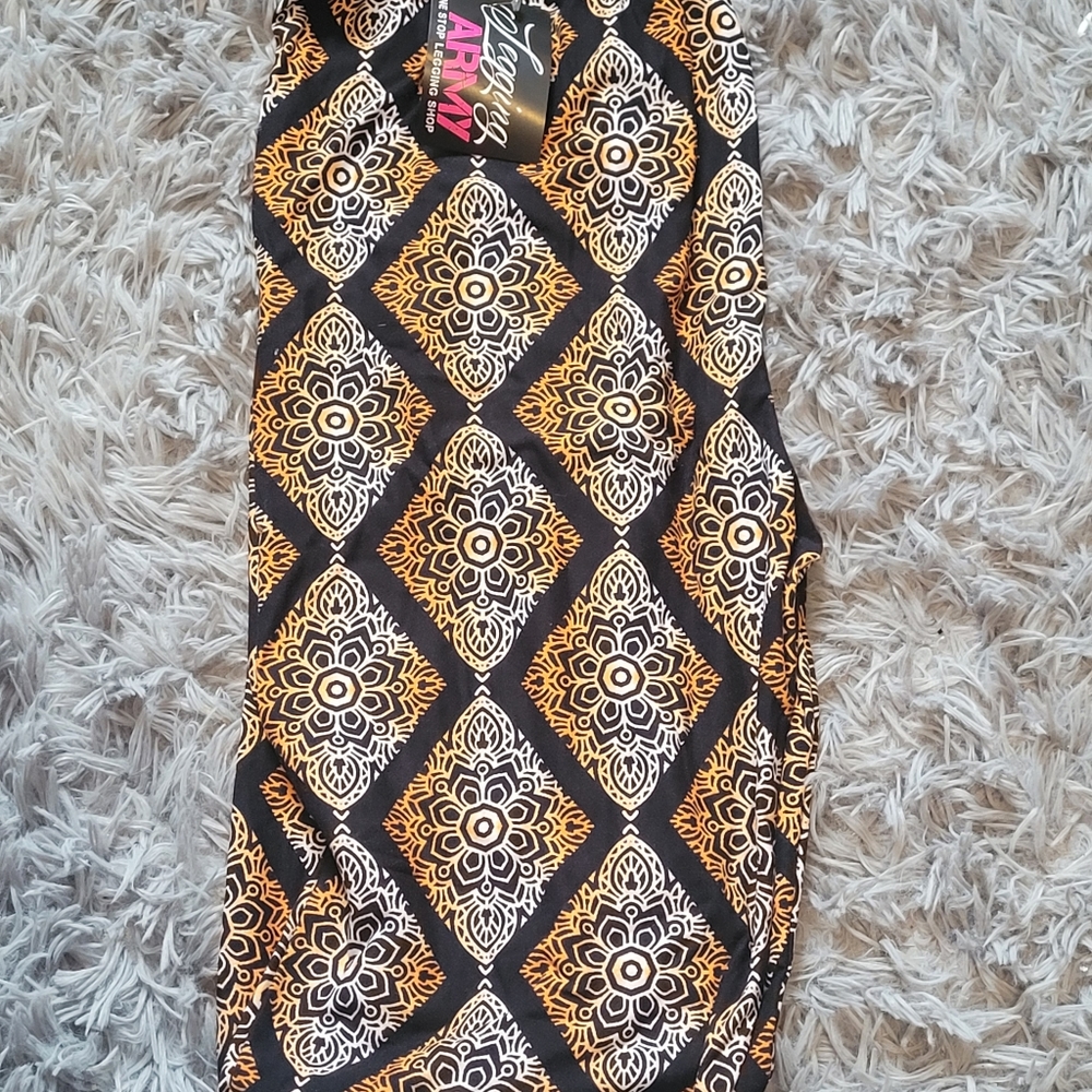 NWT Super Soft Leggings